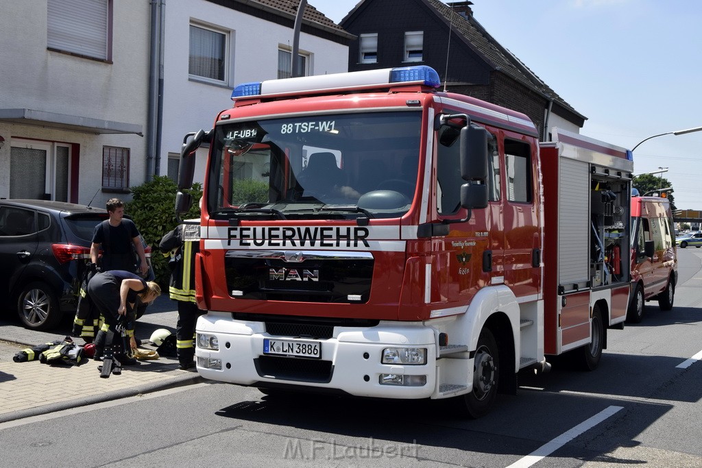 Feuer 1 Koeln Porz Grengel Waldstr P068.JPG - Miklos Laubert